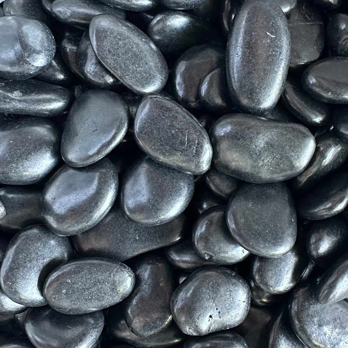 5Kg River Rocks for Landscaping, 1.0-3.0cm Black Pebbles for Garden Design, Hand-Picked Smooth Stones for Fish Tank, Flower Pots, Indoor Water Fountains, Pathways, Backyard
